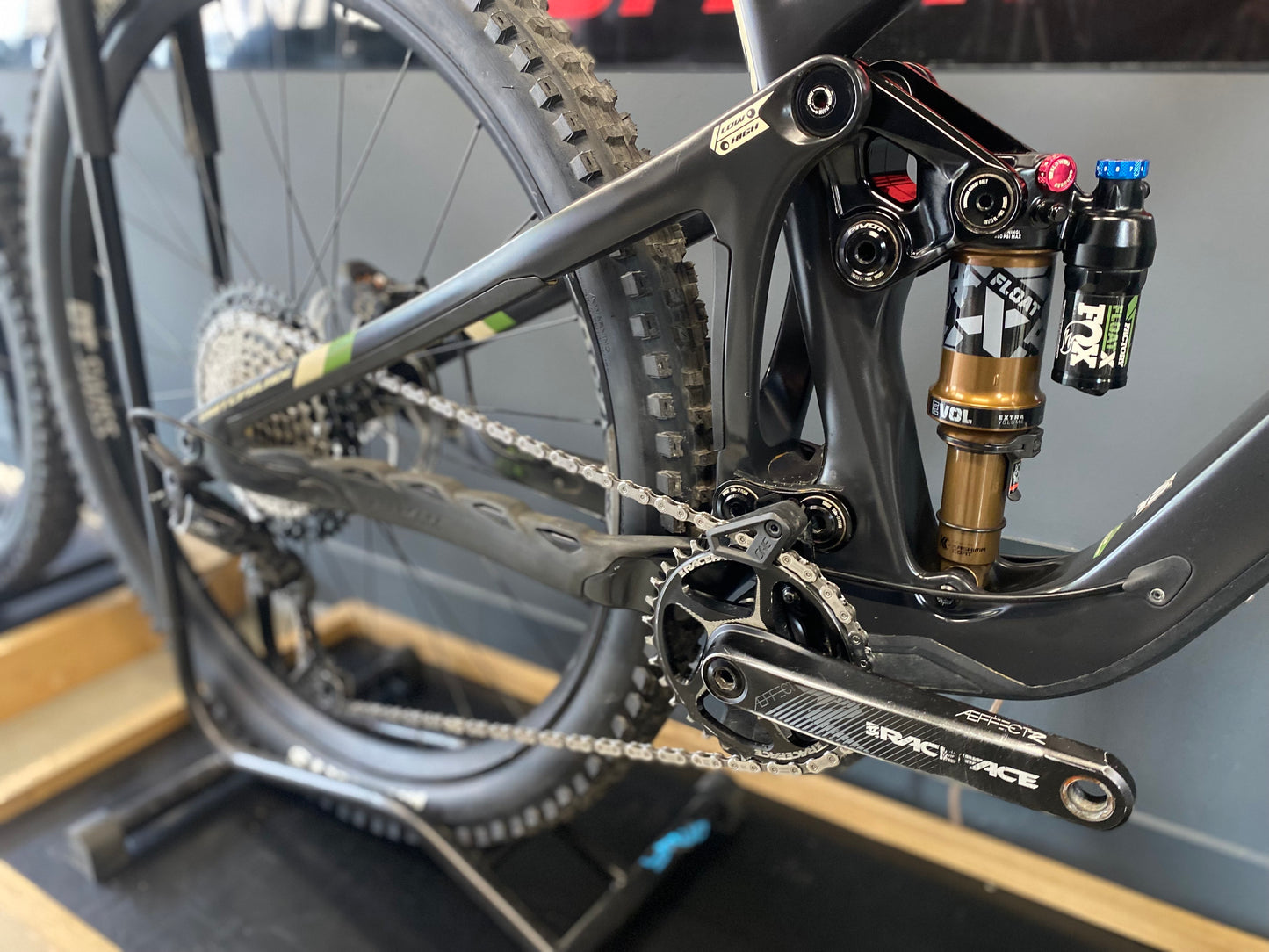 Pivot Switchblade Pro XT/XTR