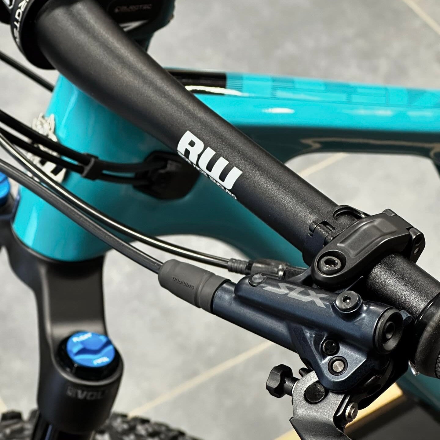 YETI SB120 C1 29 Turquoise Downcountry