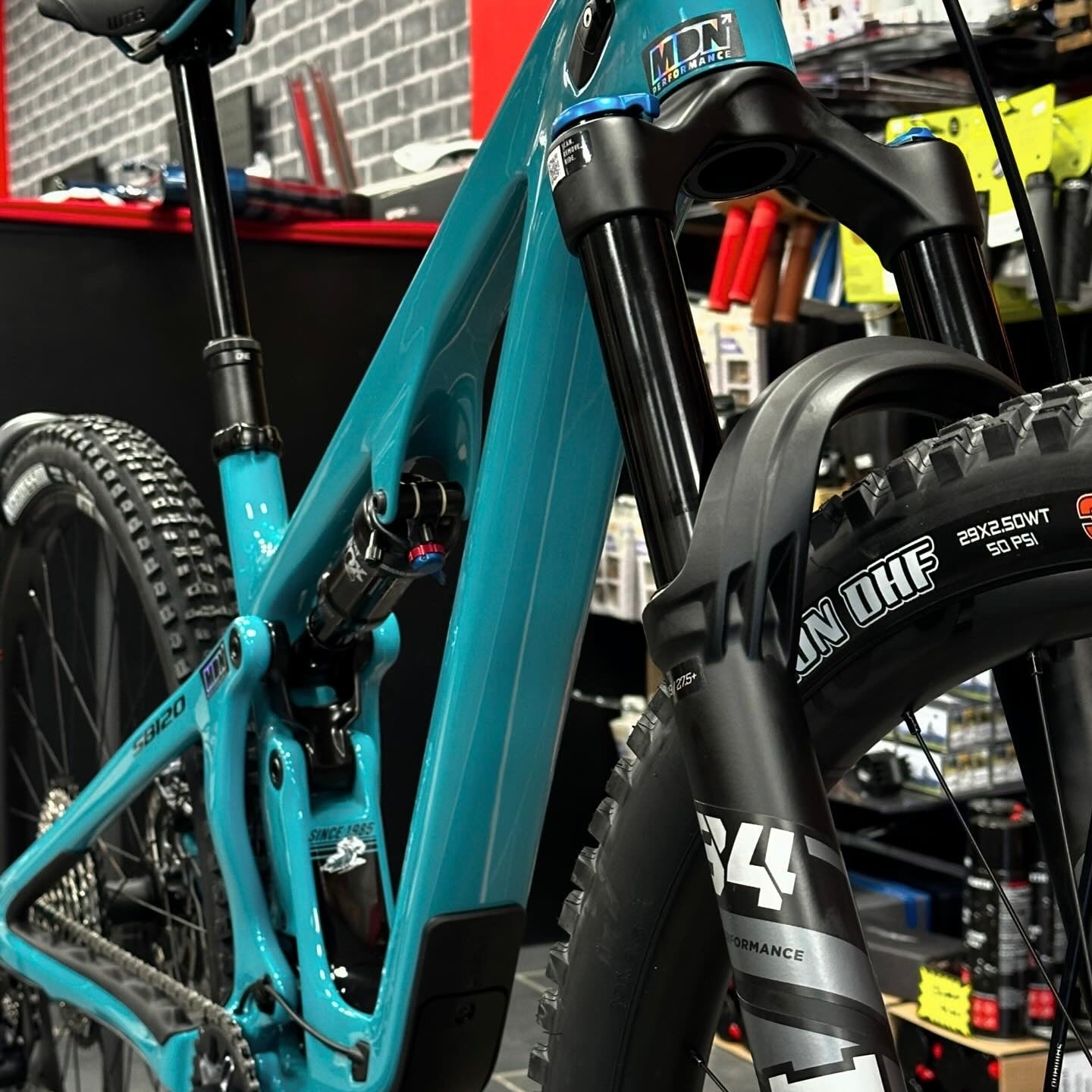 YETI SB120 C1 29 Turquoise Downcountry