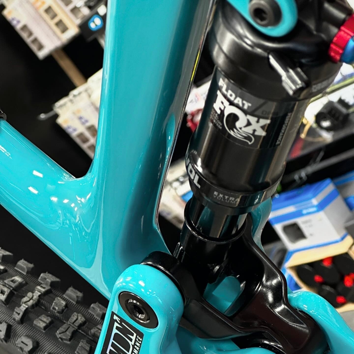 YETI SB120 C1 29 Turquoise Downcountry