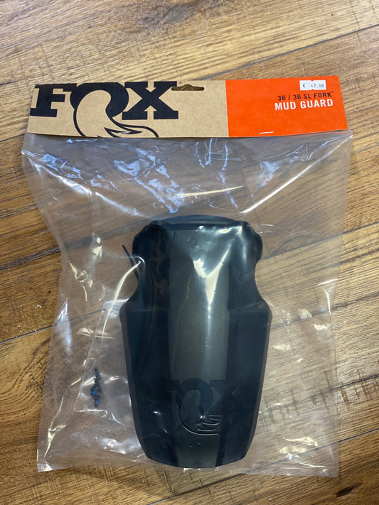 Garde boue Fourche Fox - Montage avec vis